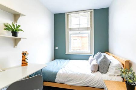 7 bedroom terraced house to rent - Photo 2