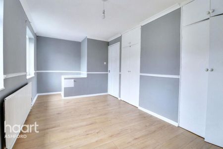 3 bedroom end of terrace house to rent - Photo 5