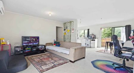 3 BDR House For Rent ( Clendon Park) - Photo 5