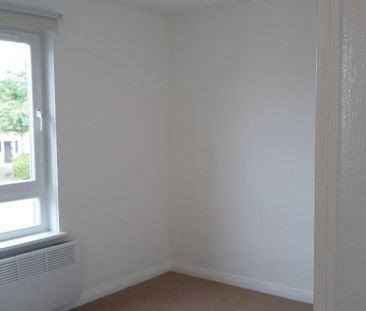1 bedroom semi-detached house to rent - Photo 3