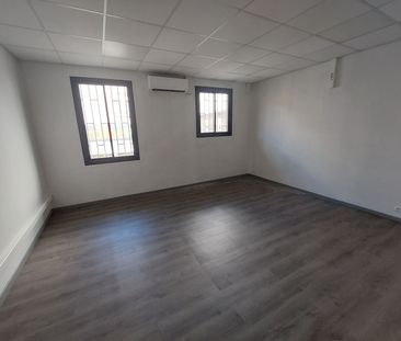 Location bureaux 7 pièces, 184.00m², Fort-de-France - Photo 4