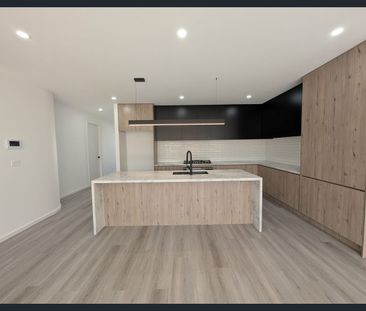 Modern Perfection! - Photo 5