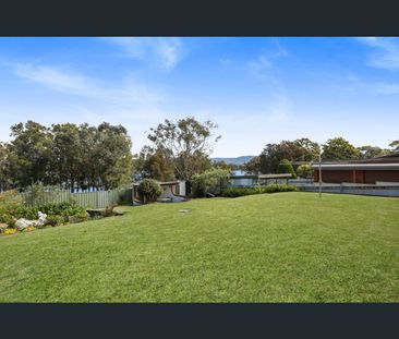 27 Rushton Drive, Kanahooka, NSW 2530 - Photo 2