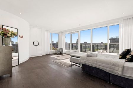 9 bedroom flat to rent - Photo 5