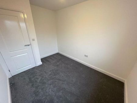 4 bedroom property to rent - Photo 5