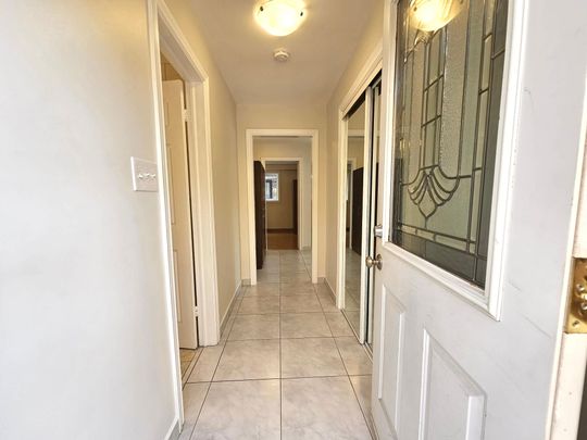 For Lease - 93 North Ridge Road, Vaughan, Ontario - Photo 1