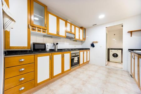 Beautiful room with balcony in Arrancapins - Photo 3