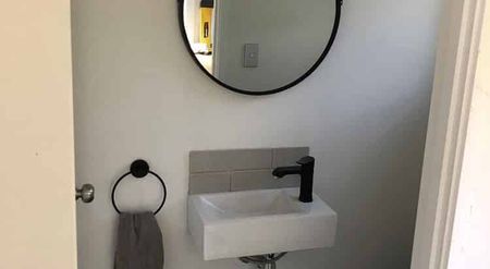 Tranquil 3BR Birkenhead - Photo 4