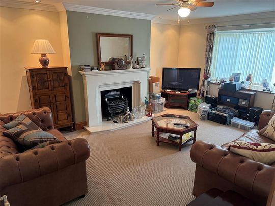 Broadgate, Spalding, Sutton St. James - Photo 1