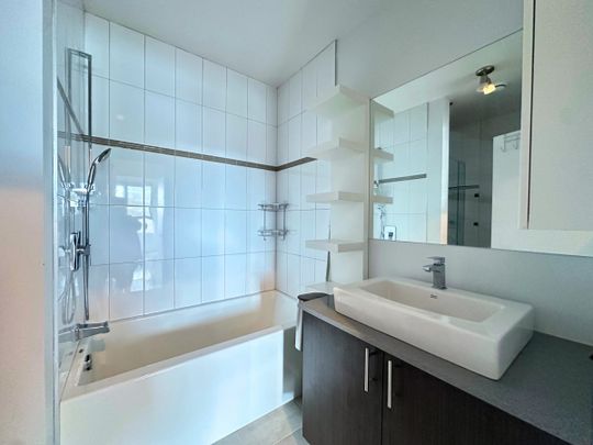 Penthouse moderne sur 2 niveaux avec terrasse – 3 chambres, 3 salles de bain ! - Photo 1