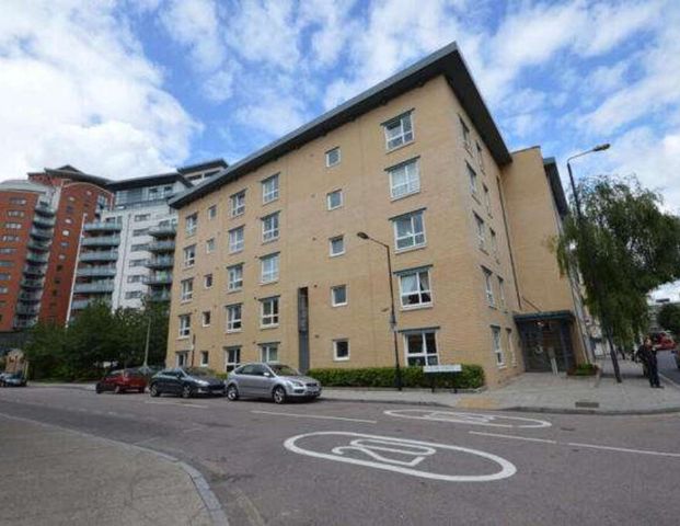 Westferry Road Room B - Photo 1