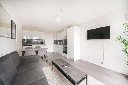 Spinnaker House-Room 4 - Photo 5