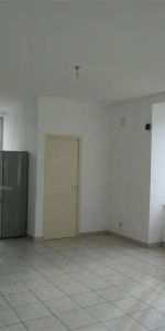 Location appartement 3 pièces - 72m² à Guingamp (22200) - Photo 3