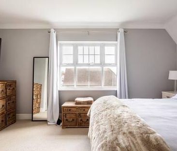 4 bedroom townhouse to rent - Photo 2