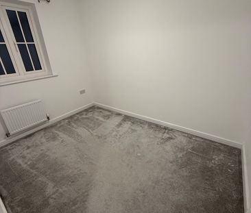 3 Bed Terraced House, Meridian Close, NG8 - Photo 1