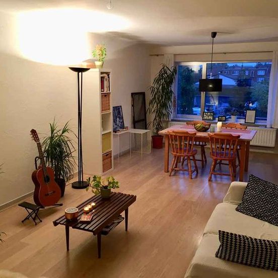 Appartement te huur - Foto 1