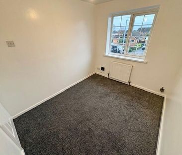 Mollington Crescent, Solihull, Shirley - Photo 3