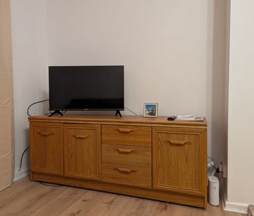 2 Bed Flat, Ivy Court, LS7 - Photo 1