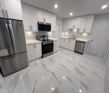 For Lease - 98 Thornton Avenue, Bradford West Gwillimbury, Ontario - Photo 5