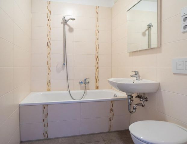 2-Raum-Wohnung mit Balkon auf dem südlichen Sonnenberg - Foto 1