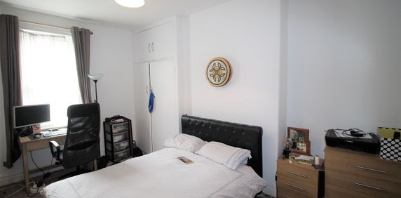 1 Bed Flat, Claremont Villas, LS2 - Photo 2