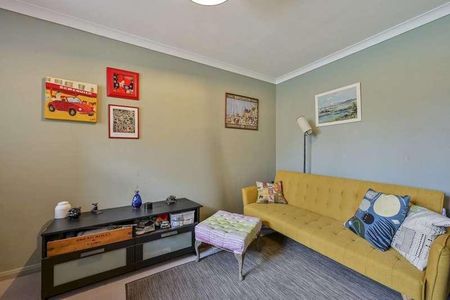 Cortis Road, Putney, SW15 - Photo 4