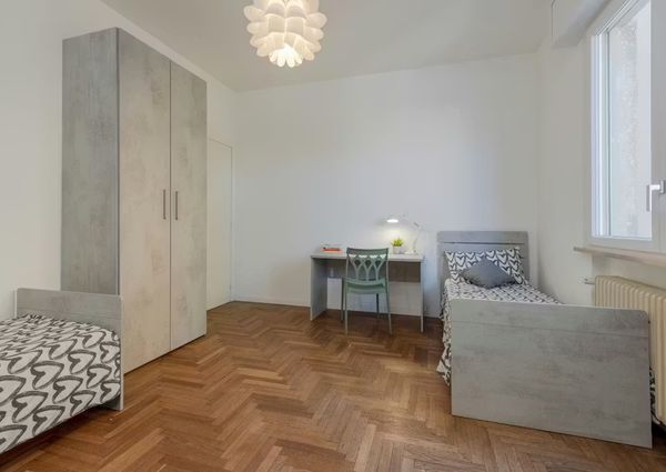 Via Castelfidardo, Padova, Veneto 35141