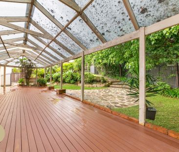 Perfect Family Home in Cherrybrook Technology Catchment&excl; - Photo 2