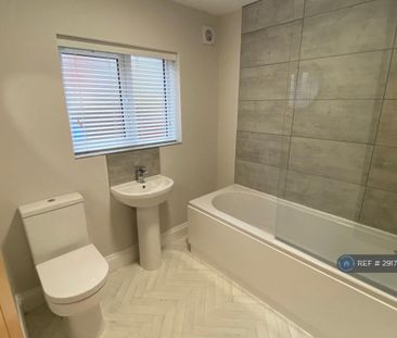 3 bedroom end of terrace house to rent - Photo 5