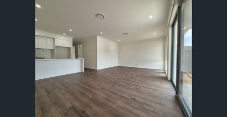 Brand New 3-Bed Duplex | High Ceilings & Premium Family Living - Photo 4