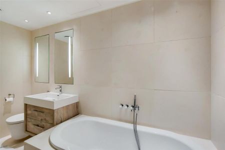 3 bedroom flat to rent - Photo 5