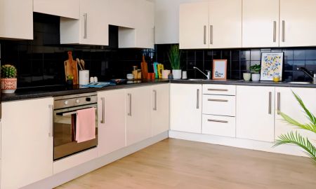 Basic En-Suite - Photo 5