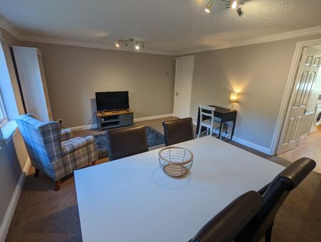 2 bedroom flat to rent - Photo 3