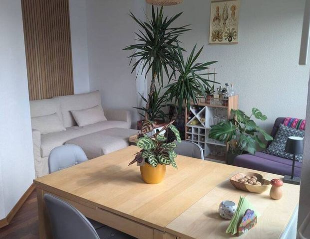Möbilierte 2-Zimmer-Wohnung mit Balkon in Weißensee - Photo 1