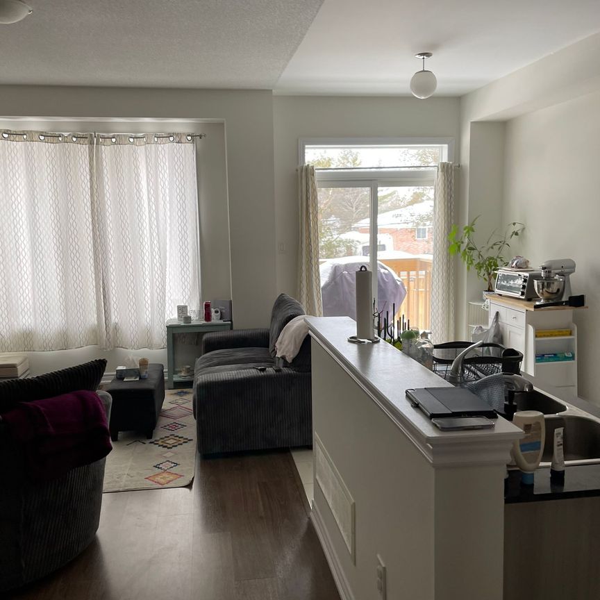 For Lease - 32 Greenwood Drive, Essa, Ontario - Photo 1