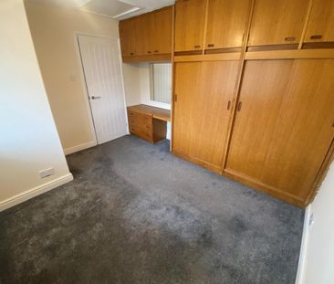 2 bedroom house - semi-detached to rent - Photo 5