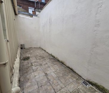 Location Appartement 1 pièce 18m² ROUBAIX 59100 - Photo 5
