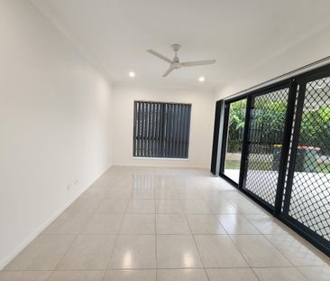 CABOOLTURE - FAMILY & LOCATION - Photo 4