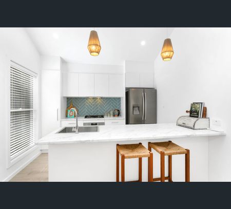 1/18 Ash Street, Soldiers Point, NSW 2317 - Photo 2
