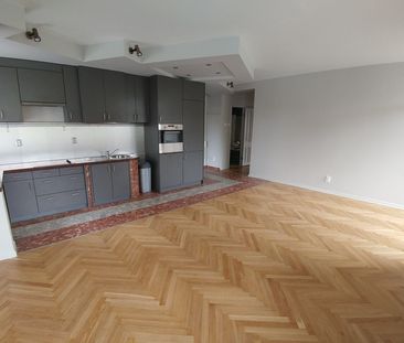Warszawa, Śródmieście, Niecała - Zdjęcie 5
