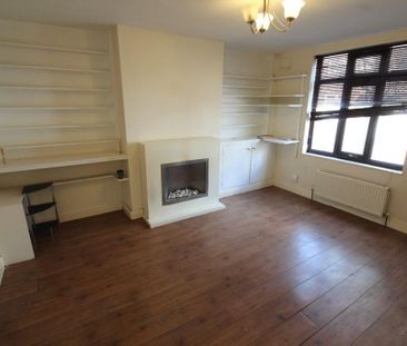 2 bedroom end of terrace house to rent - Photo 6