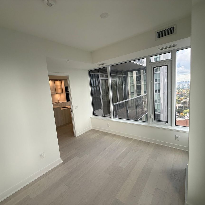 For Lease - 11 Yorkville Avenue Unit# 3407, Toronto, Ontario - Photo 1