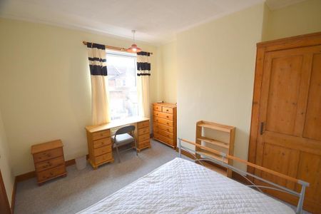 4 bedroom house to rent - Photo 3