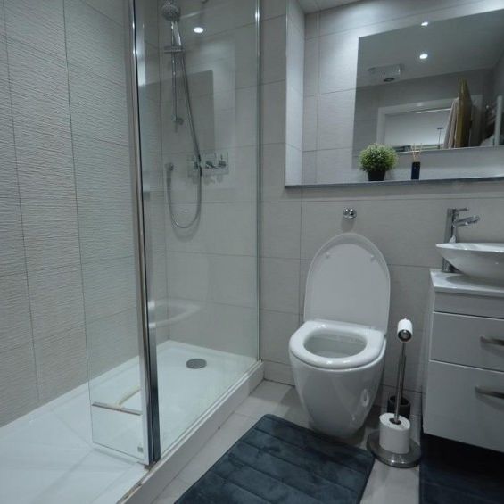 Wexham Road, Slough, Berkshire,SL1 - Photo 1