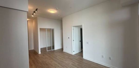 BRAND NEW 2 BEDS 1 BATH CONDO INTERNET INCLD - Photo 2