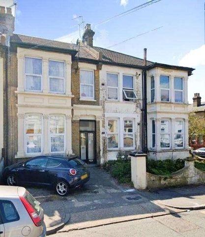 York Road, Southend-on-sea, SS1 - Photo 3