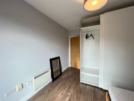 South Gate Apartment, Cork Street, Dublin 8 - Photo 3