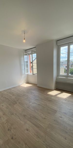 Location Appartement 1 pièce 28m² CHATEAUBRIANT 44110 - Photo 1