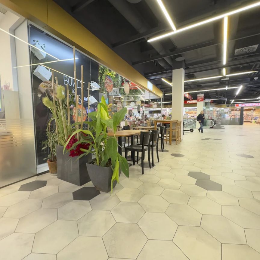 Altbau in perfekter Lage - Annenstraße -Wohnen im modernen Styria Center - Photo 1