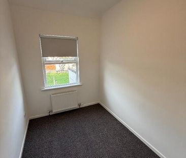 8 William Street, Donaghcloney, BT66 7LS - Photo 4